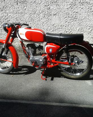 Moto Morini 175 Tresette 1960 FMI - Marciante