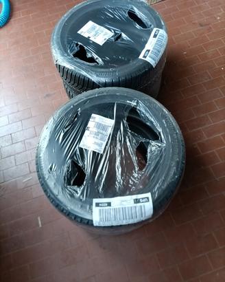 GOMME INVERNALI BRIDGESTONE BLIZZAK LM005 RUNFLAT
