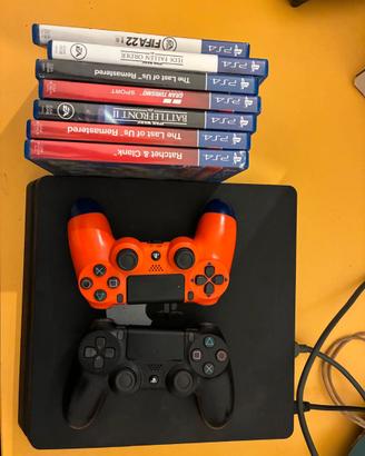 PS4 +2 joystick originali e giochi in foto