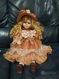 bambole porcellana cm . 40