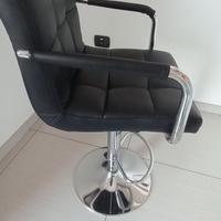 Sedie in ecopelle nere regolabili