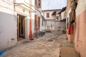 BILOCALE AL PIANO TERRA IN CENTRO A MONTICHIARI