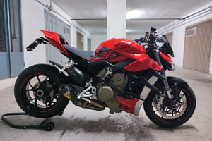 Ducati Streetfighter V4