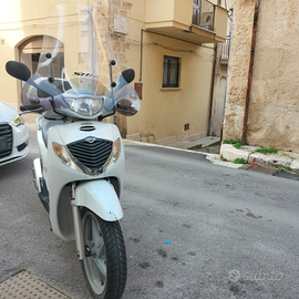 Honda sh125 immatricolato 0/08