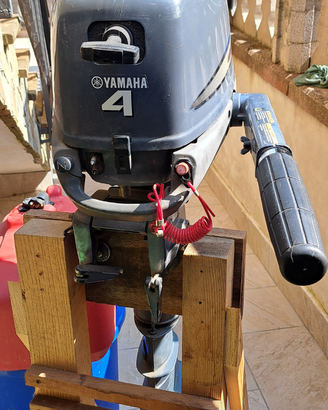 Fuoribordo yamaha 4cv 4t