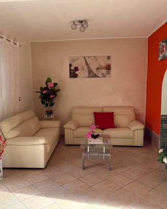 Casa indipendente su due livelli