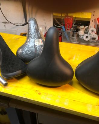 Selle biciclette lotto 5 pezzi Royal