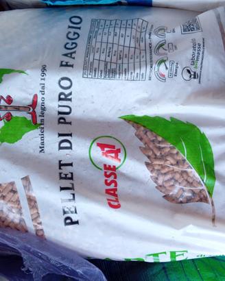 Pellet di puro legno Faggio
