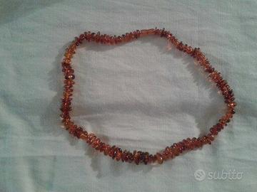 COLLANA IN RESINA