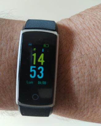 Orologio fitness e pressione Arteriosa 