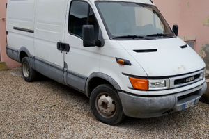 Iveco Daily 2400 TD 110 CV