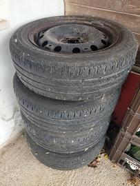 4 Pneumatici 185/60R15-84H estivi