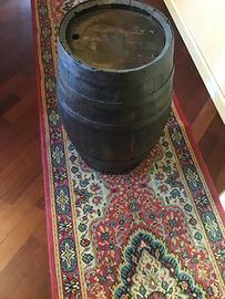 Botte in legno per taverna e arredamento rustico