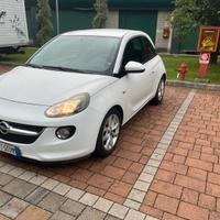 Opel Adam 1.2Benzina NEOPATENTATI