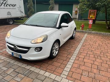 Opel Adam 1.2Benzina NEOPATENTATI