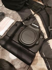 canon 6D+impugnatura ,telecomando e borsa