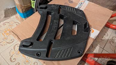 PIASTRE BAULETTO GIVI