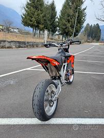 Aprilia sxv 