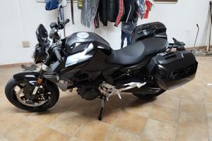 BMW 900 r