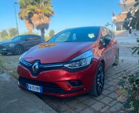 Renault Clio 90cv Moschino Intens GPL
