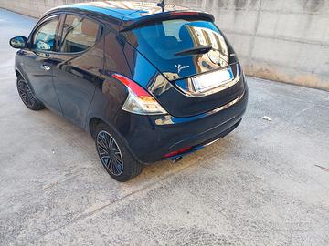 Lancia Ypsilon Hibrid Ecoc 5 porte