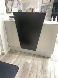 Mobile cassa - reception salone da parrucchiera