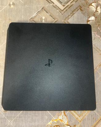 PS4 slim
