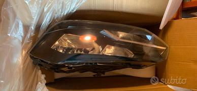 Fari anteriori originali VW Polo 2019 benzina 