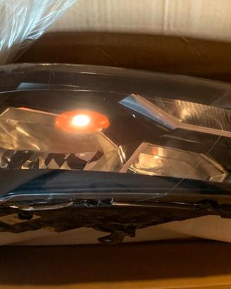 Fari anteriori originali VW Polo 2019 benzina 