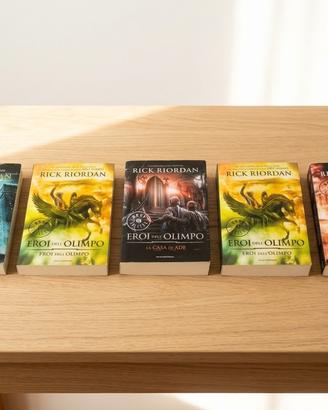 Lotto 5 libri Rick Riordan (Percy jackson)eroi del