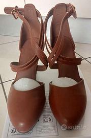 Scarpe tacco marroni