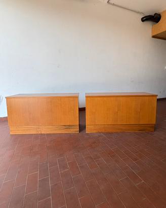 Coppia di cassapanche artigianali in legno