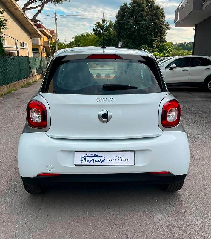 Smart Forfour 2015 photo 4