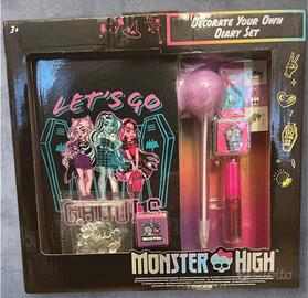 Set diario e kit decorazione Monster High