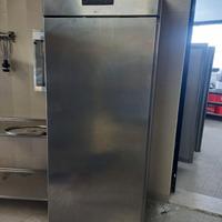 Frigorifero 700lt.