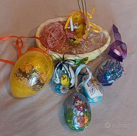 uova e ornamenti Pasqua