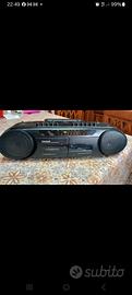 radio portatile a doppia cassetta 