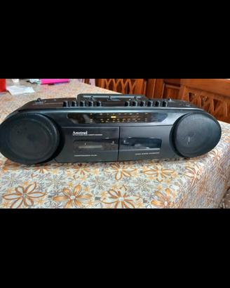 radio portatile a doppia cassetta 