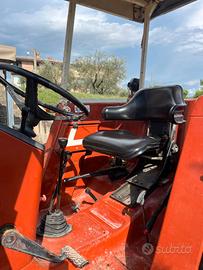 Trattore fiat 680 DTH