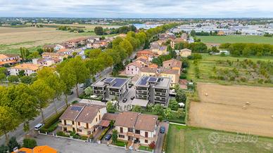 2 LOCALI A MIRANDOLA