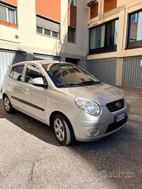 Kia Picanto bi-fuel 2009 grigia