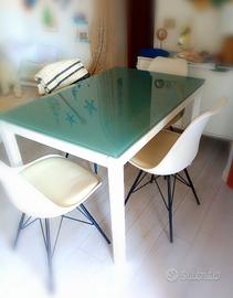 Tavolo in vetro