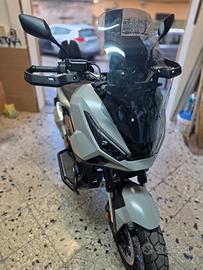 XADV 750