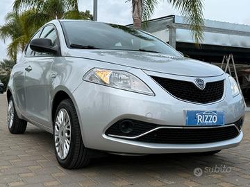 Lancia Ypsilon 1.2 69 CV 5 porte Unyca