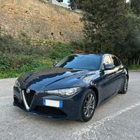 Alfa Romeo Giulia Super AT8