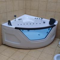 vasca idromassaggio angolare 