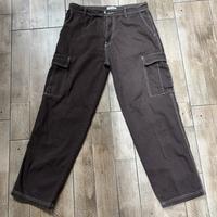 Jeans Uomo Cargo Marroni con Cuciture a Contrast