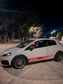 Grande punto Abarth Supersport