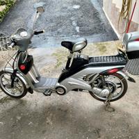 bici scooter elettrica 