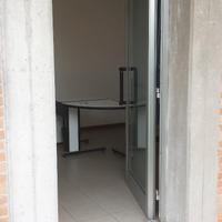 Ufficio in palazzina molto comoda a centro